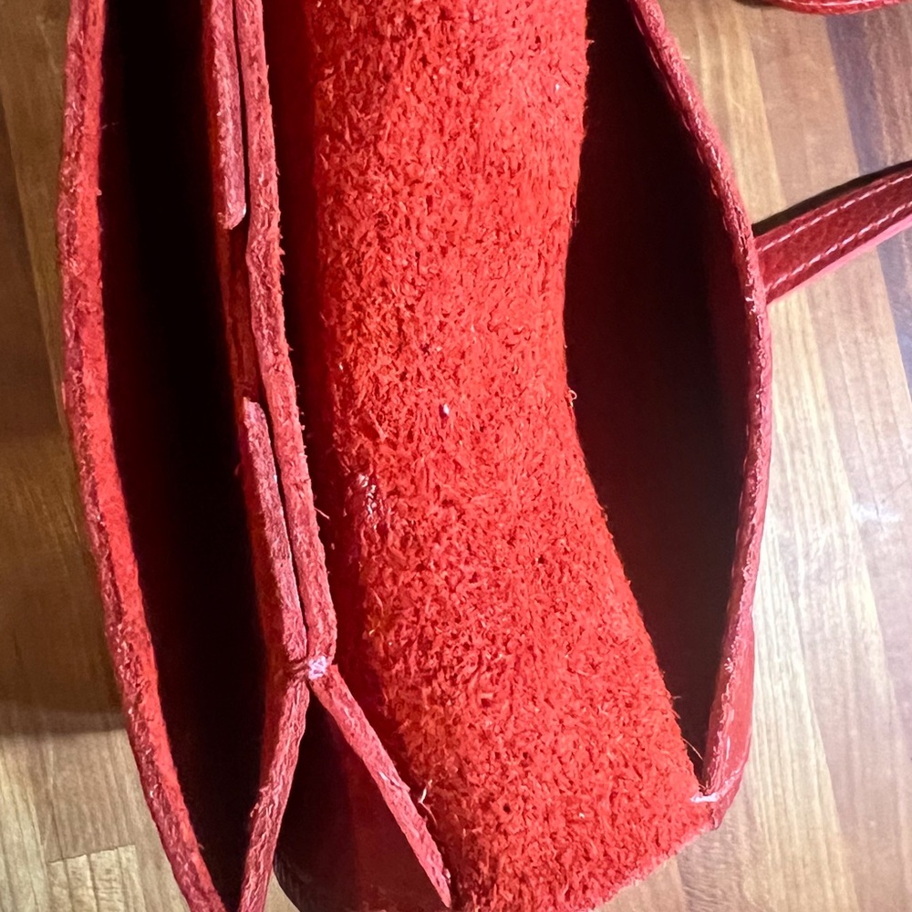 Portland Leather Goods, Parker Phone crossbody bag, 100% pebbled leather - Picture 5 of 8